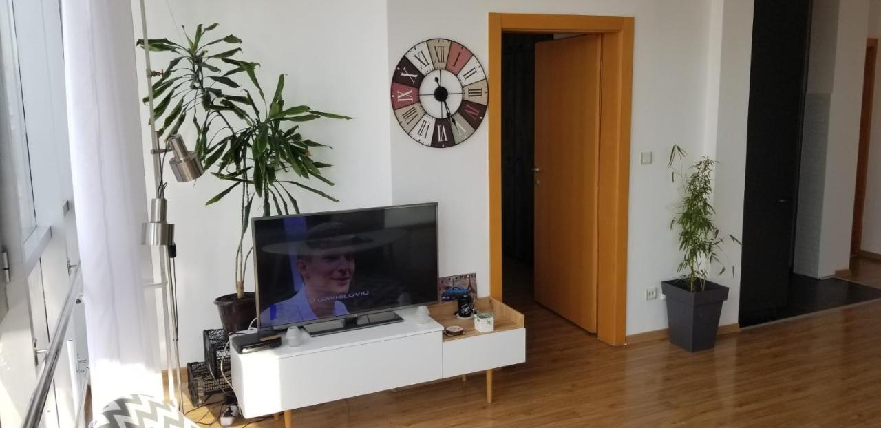 Apartman Lori M คราลเยโว ภายนอก รูปภาพ