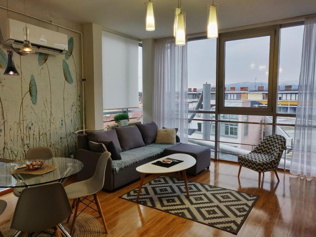 Apartman Lori M คราลเยโว ภายนอก รูปภาพ